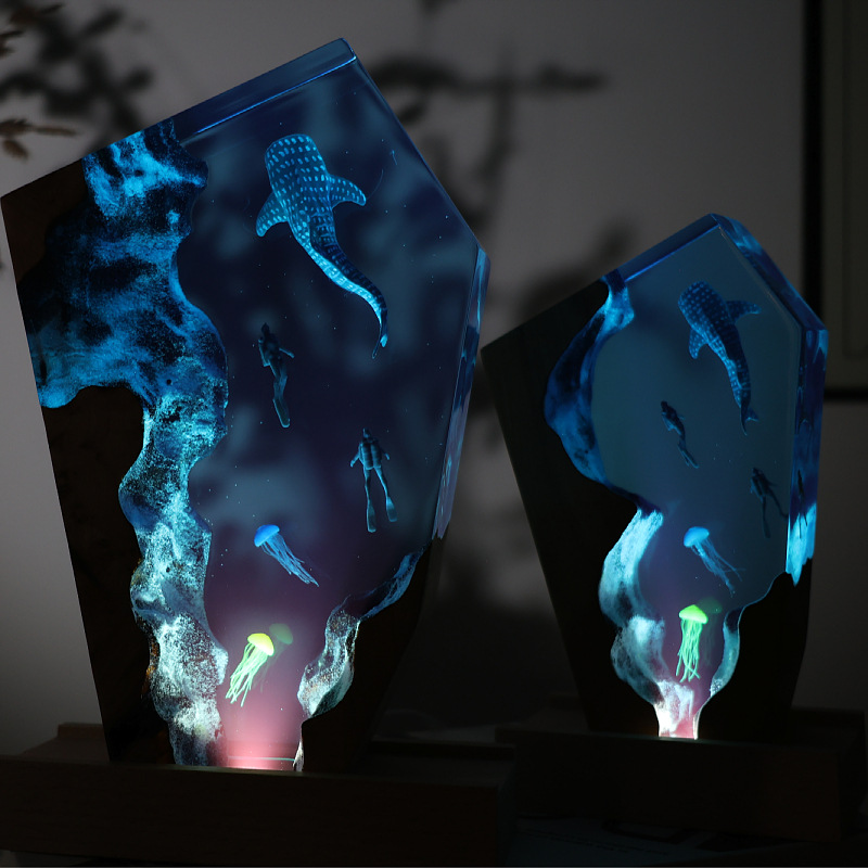 Resin Cave Whale Diver Desktop - Resin Art Gift For Wedding recension och pris