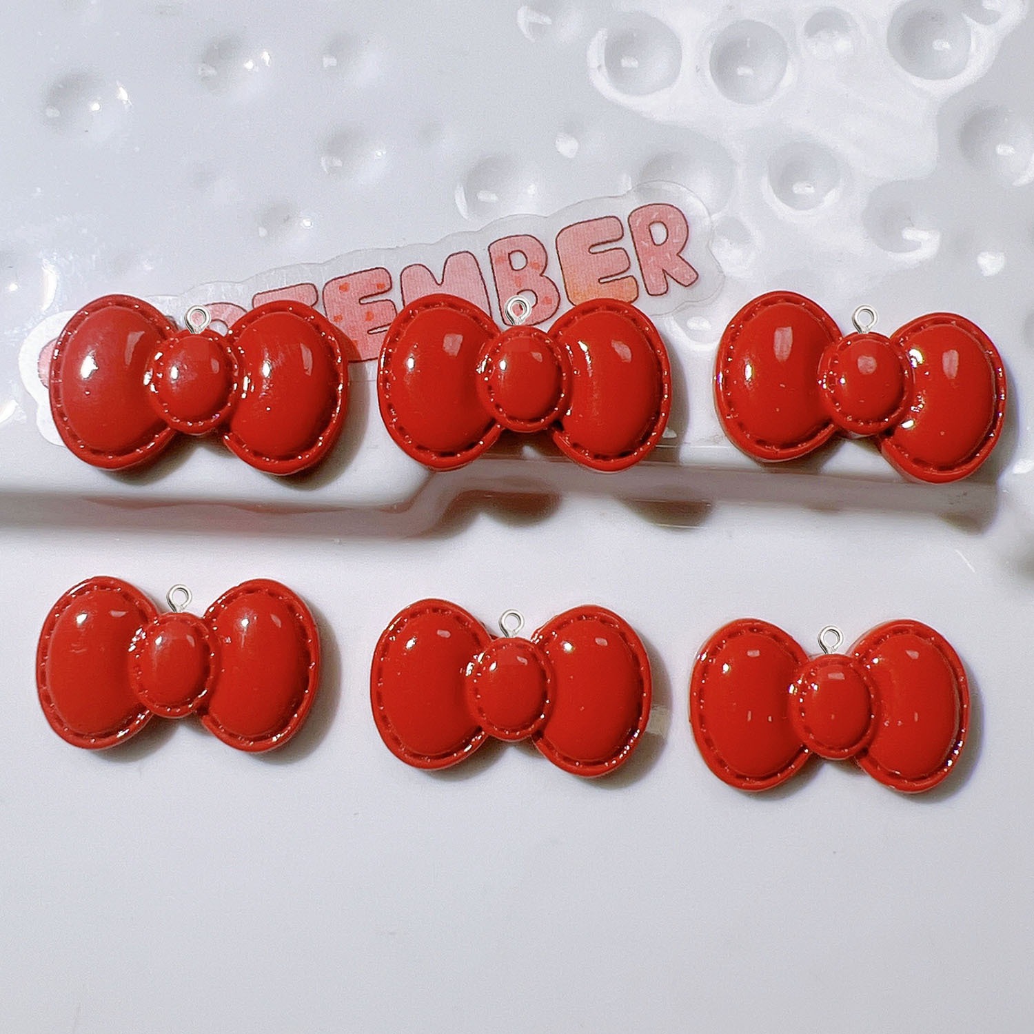 10Pcs Cute Cartoon Bowknot Res - Resin Art Earrings Material recension och pris